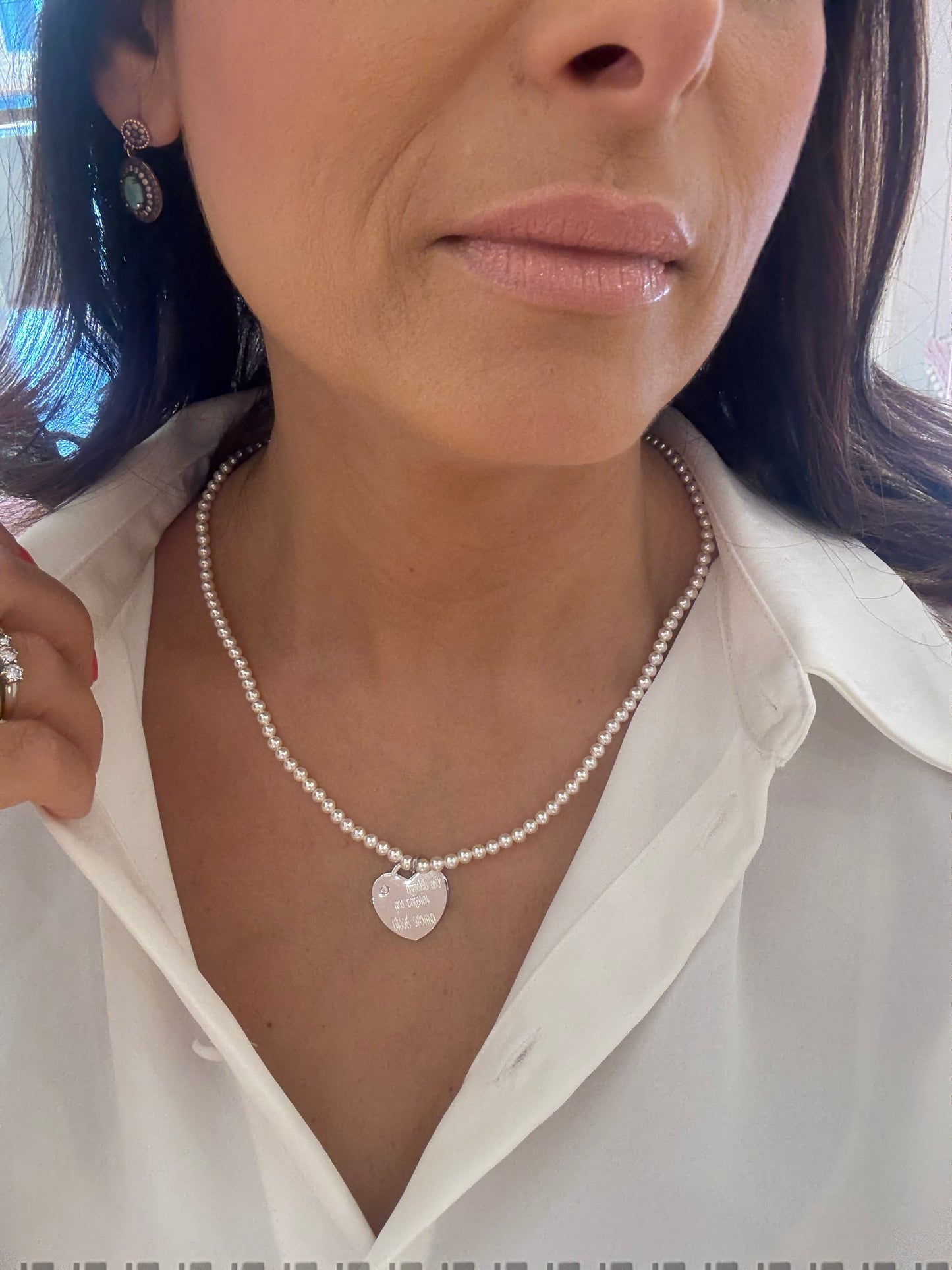 COLLANA DI PERLE CON MEDAGLINA PERSONALIZZATA