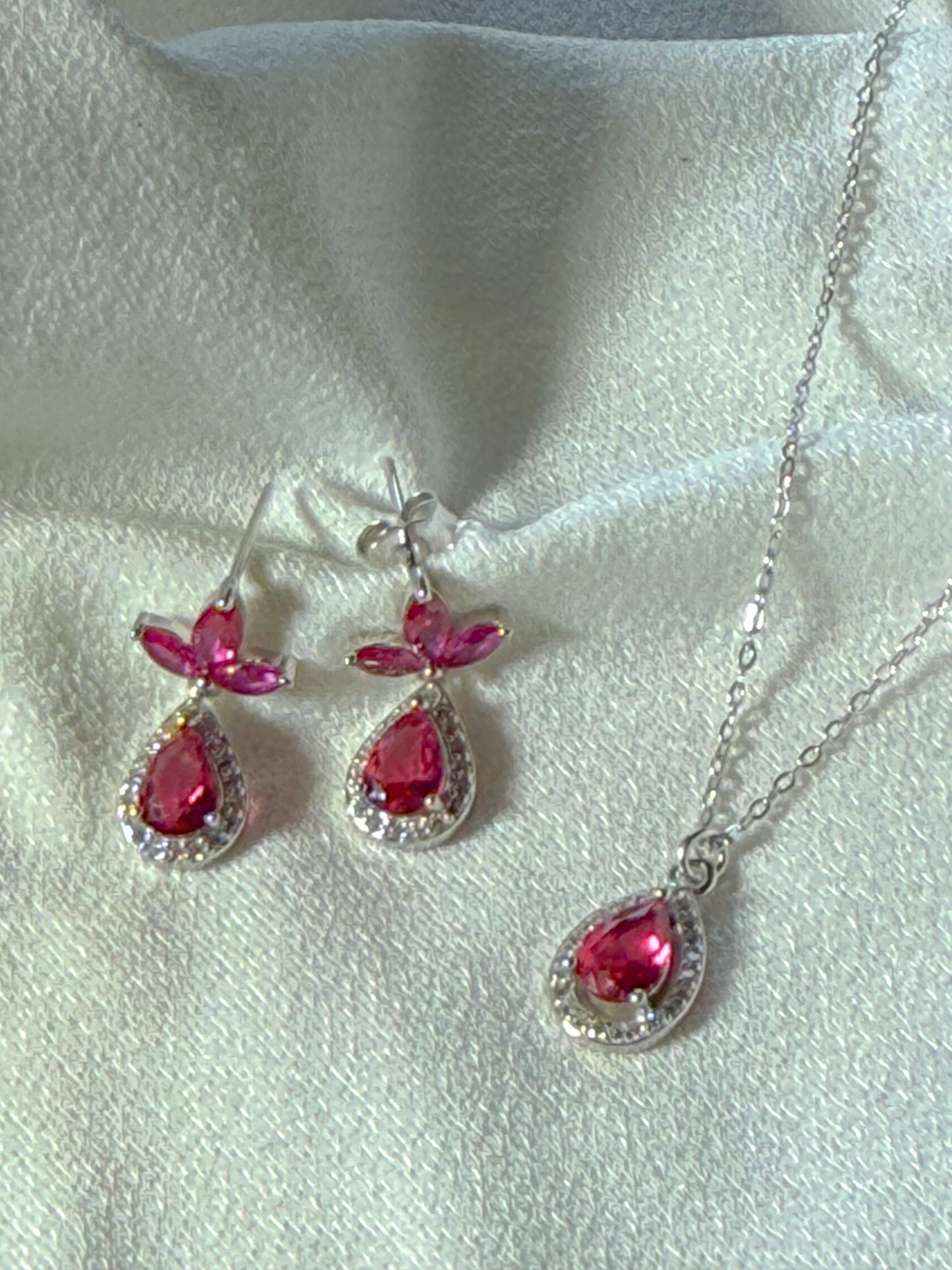 PARURE PETALI DI GOCCE