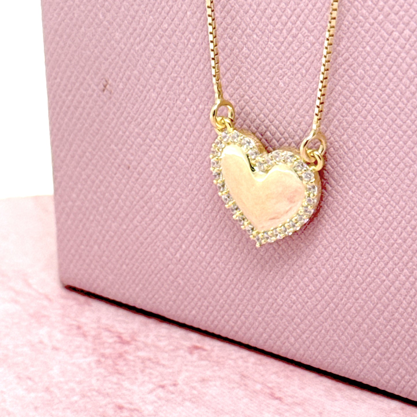 COLLANA CUORE CON BORDO ZIRCONATO