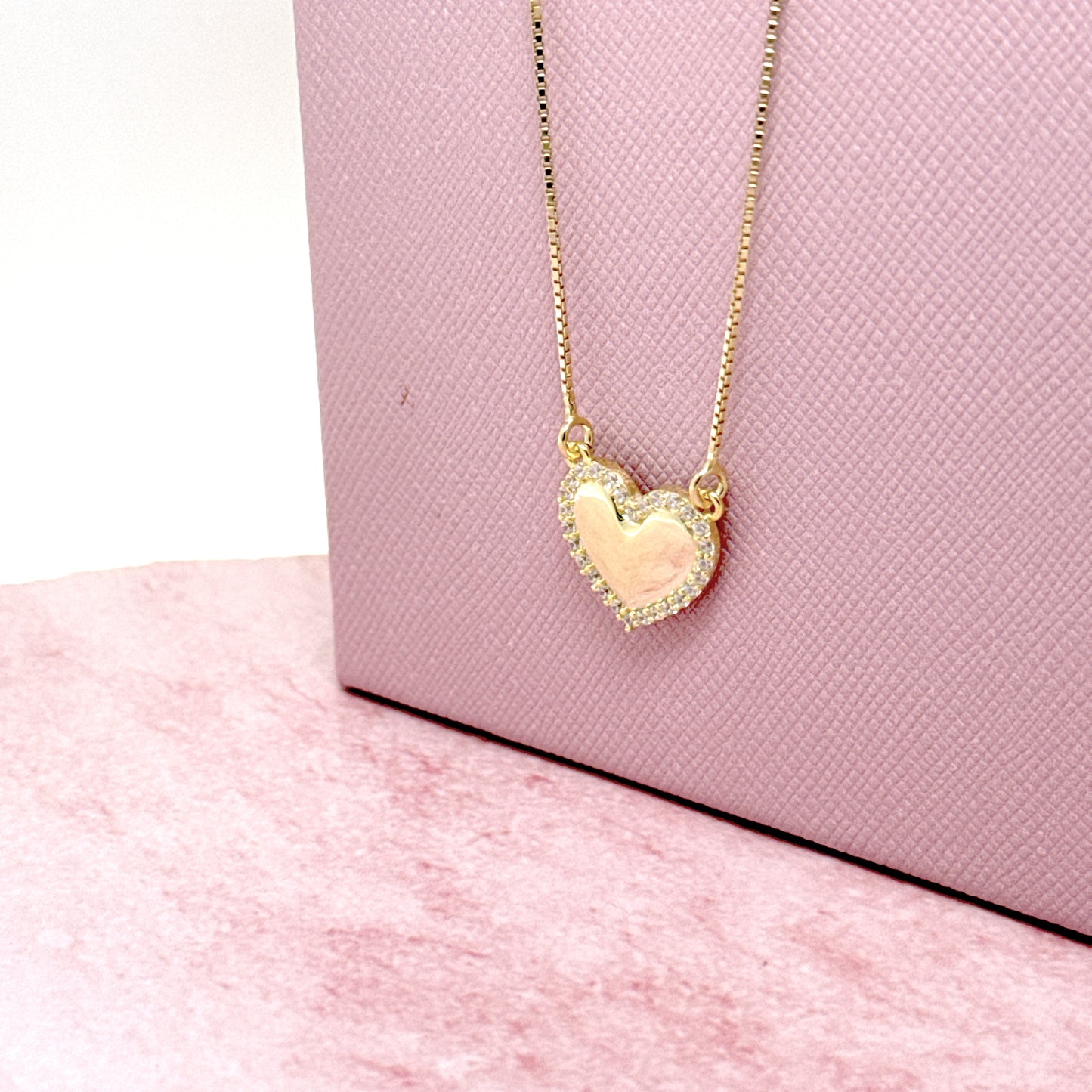 COLLANA CUORE CON BORDO ZIRCONATO