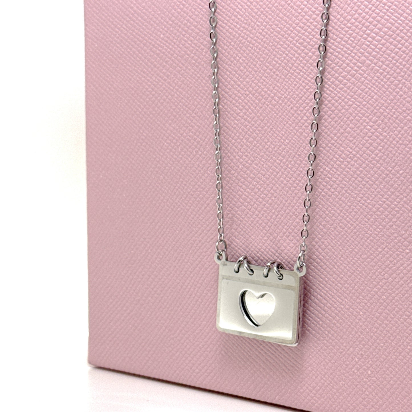 COLLANA CALENDARIO