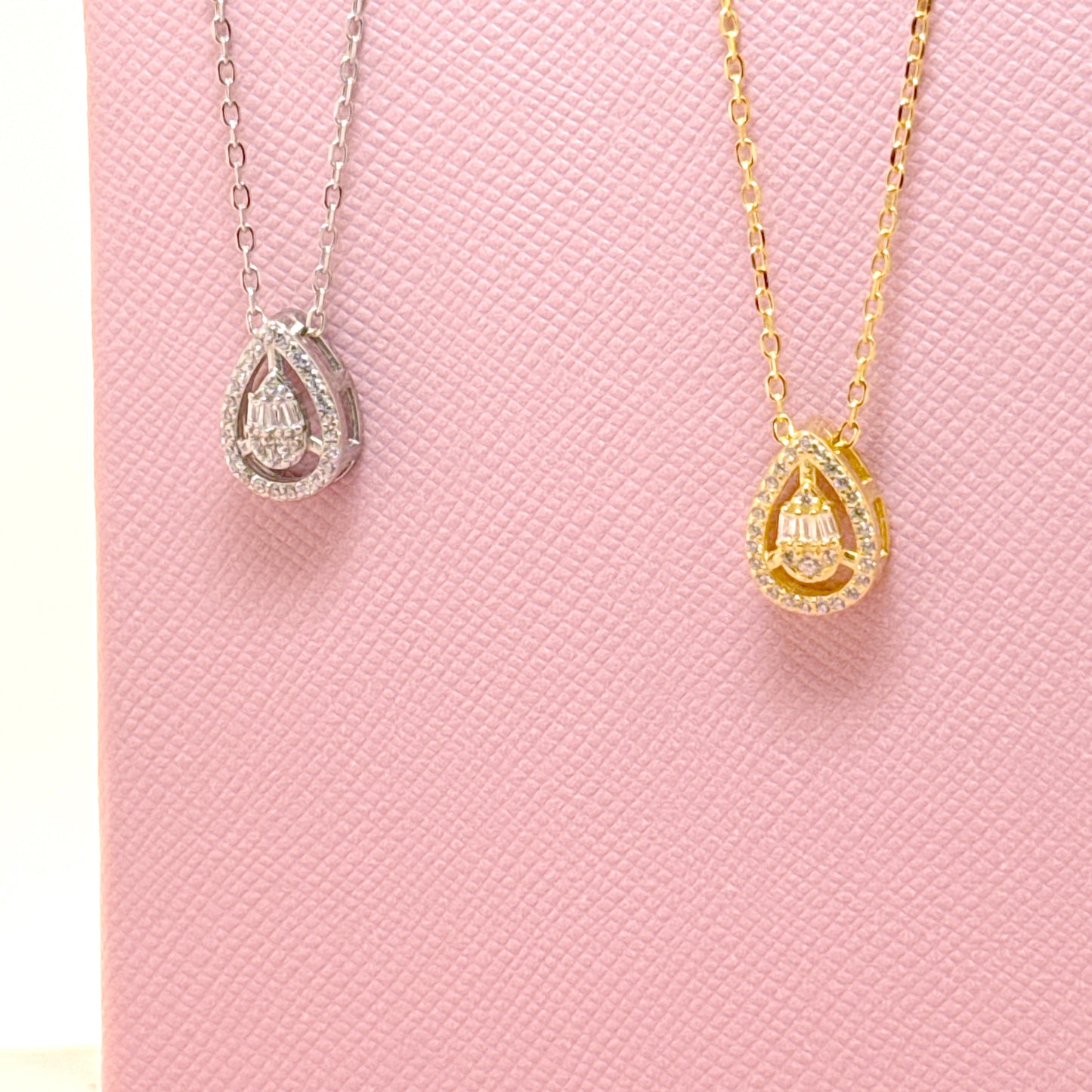 COLLANA GOCCIA ZIRCONATA