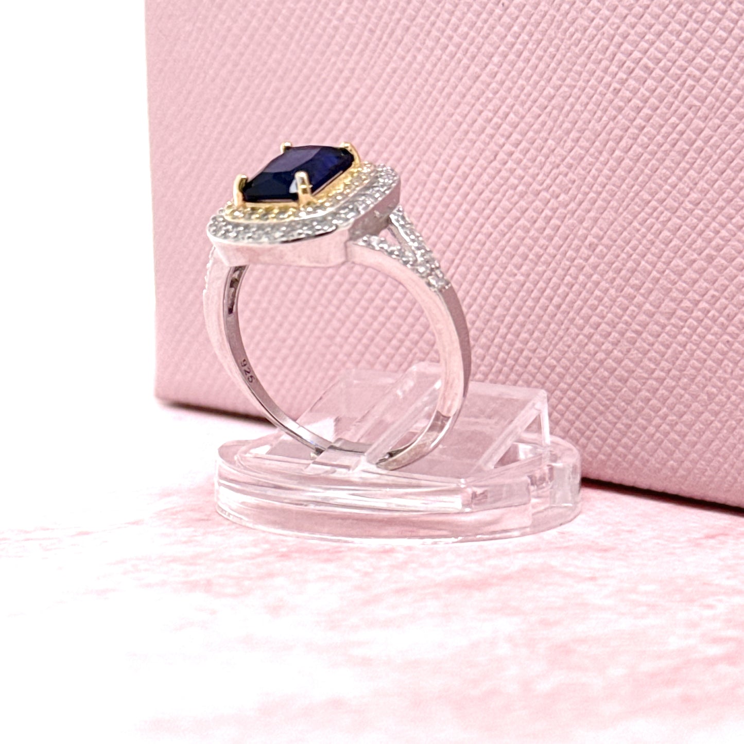 ANELLO ROYAL