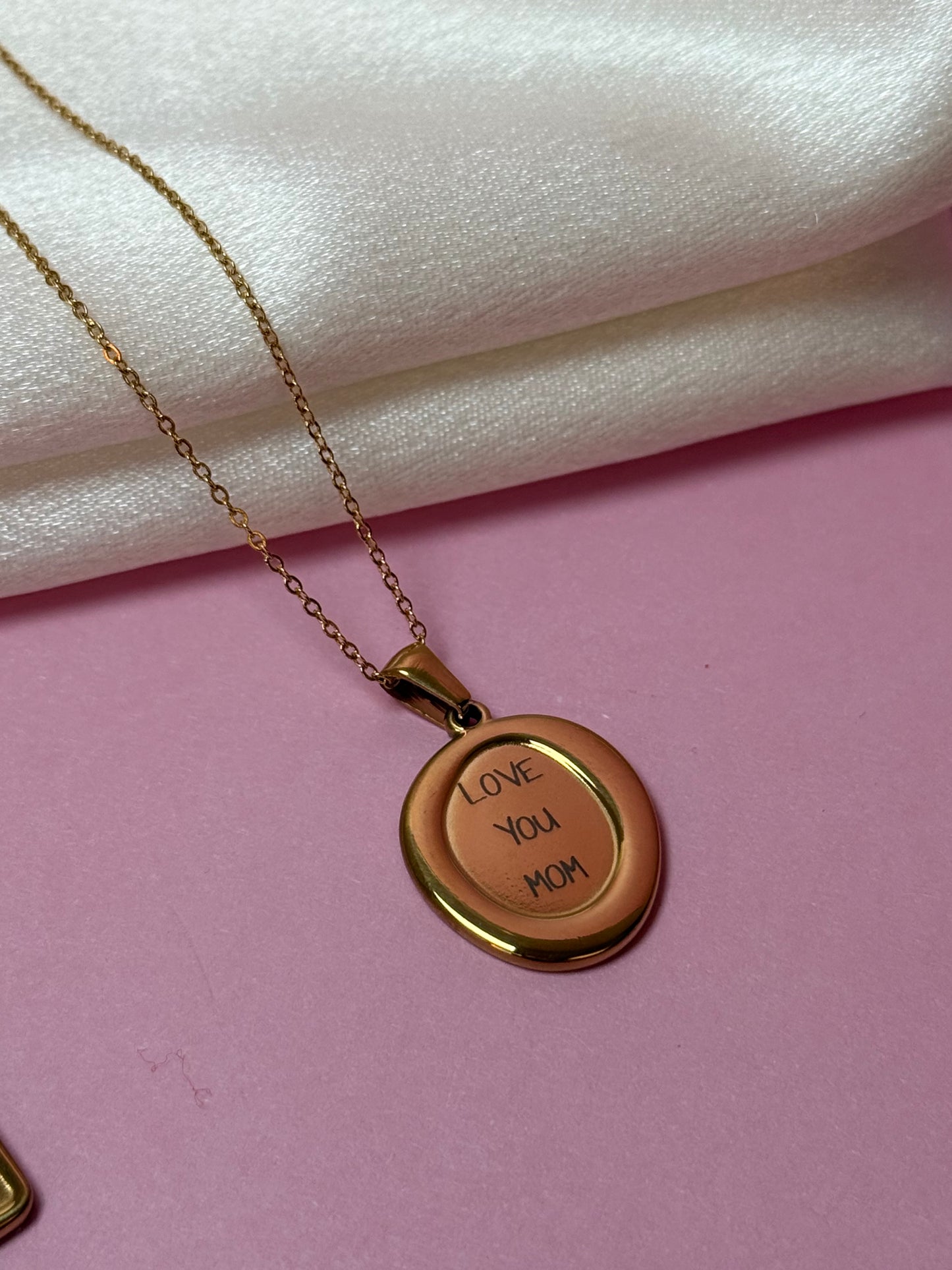 COLLANA OVALE IN TREND