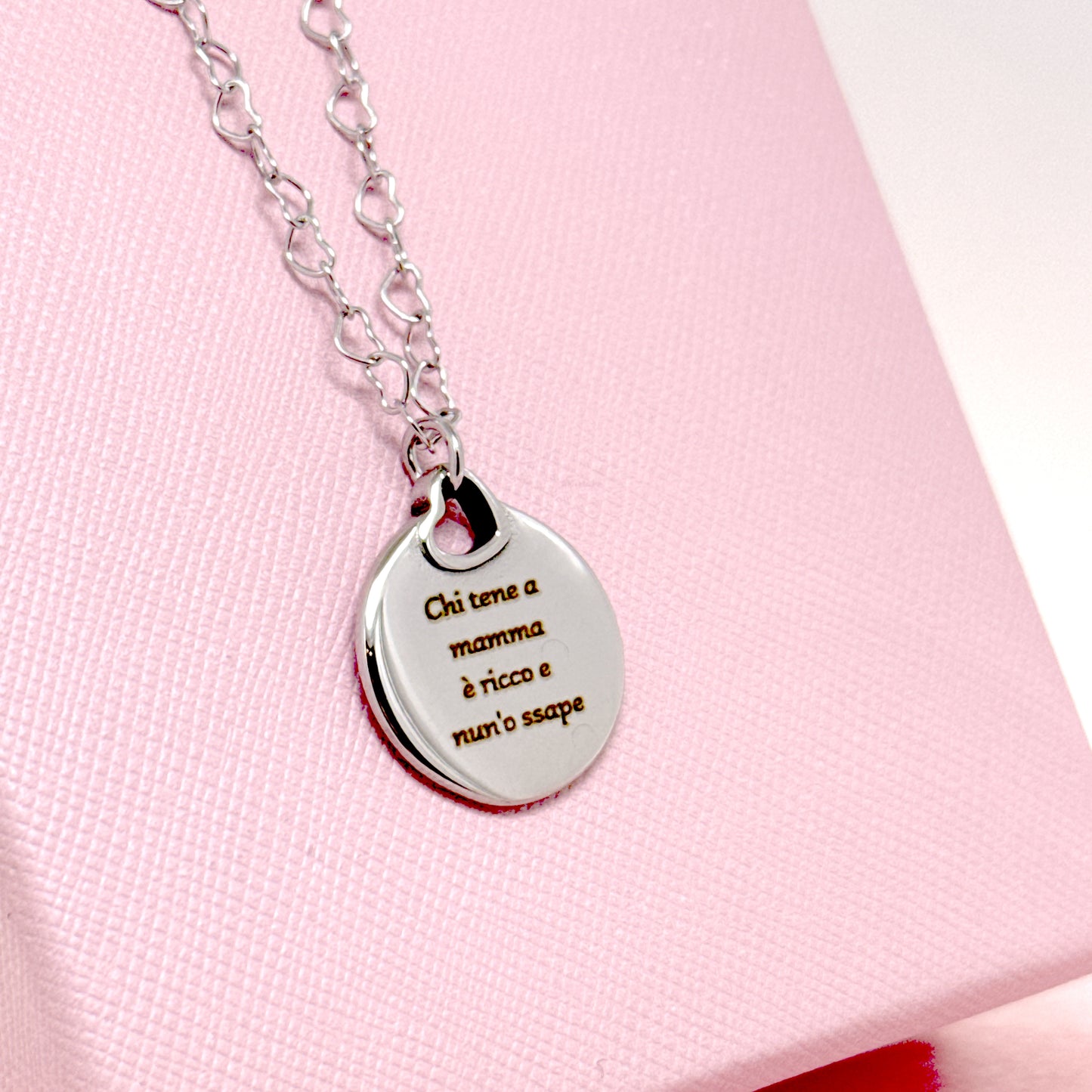 COLLANA MEDAGLIA CIRCOLARE CON CUORE TRAFORATO