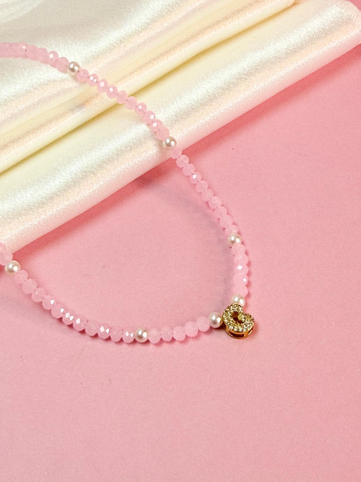 Collana Kora con lettera bubble