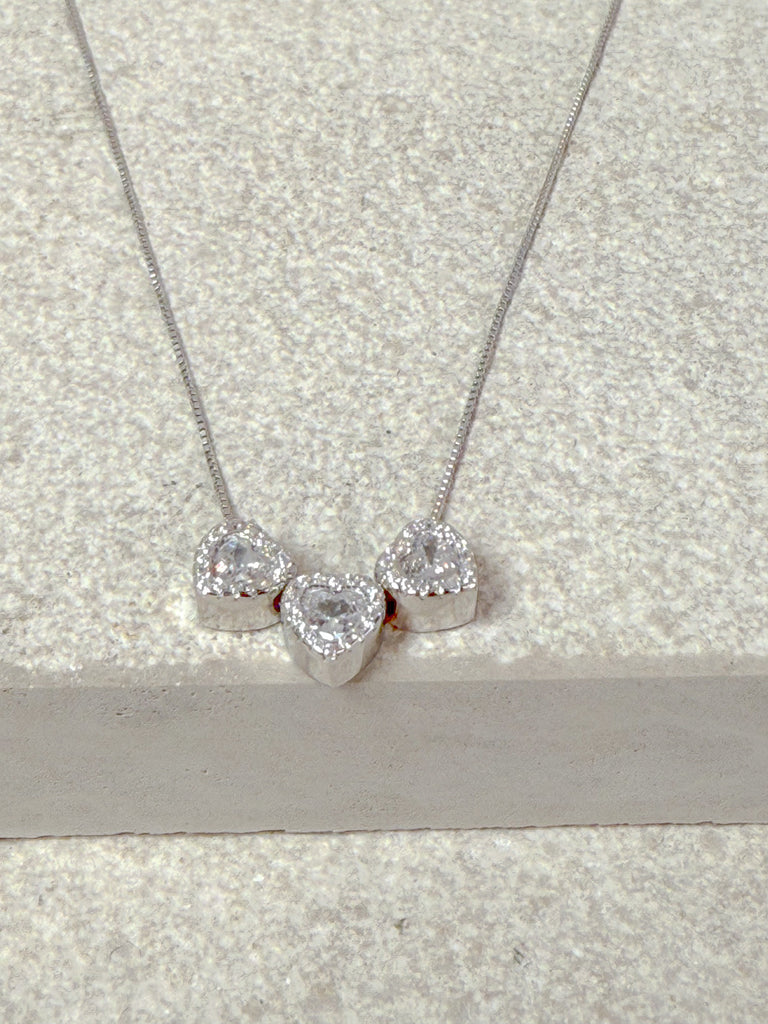 COLLANA TRE CUORICINI ZIRCONATI