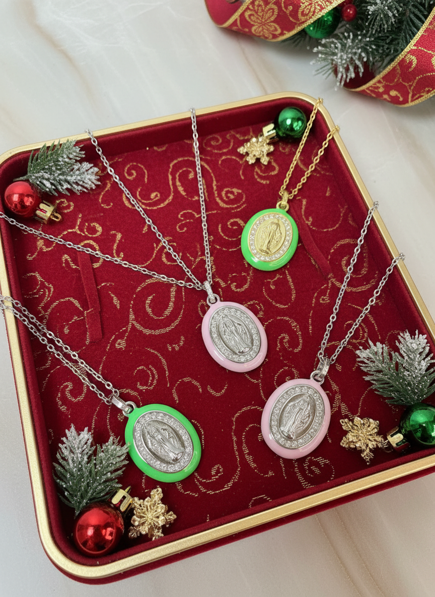 COLLANA CON MADONINNA SMALTATA