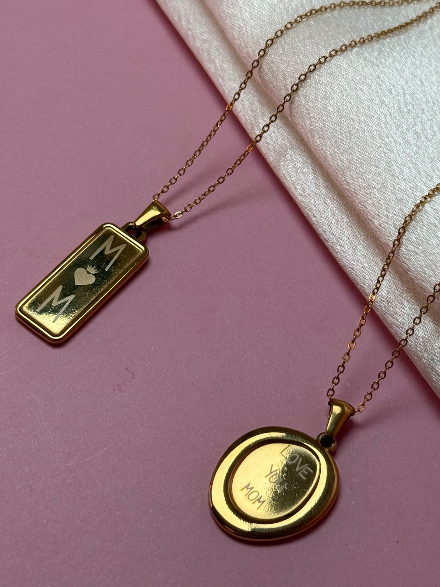 COLLANA TARGHETTA IN TREND