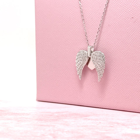 COLLANA CON ALI ZIRCONATE E CUORE