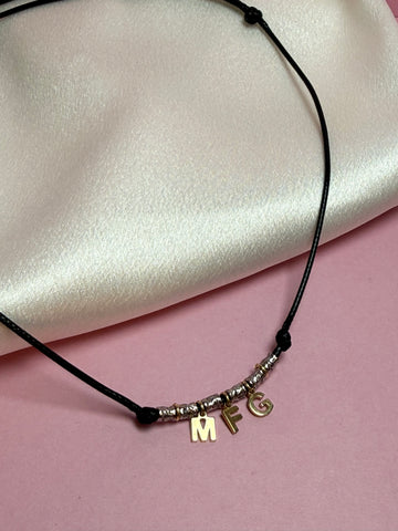 COLLANA IN CORDA COLORATA E PEPITE