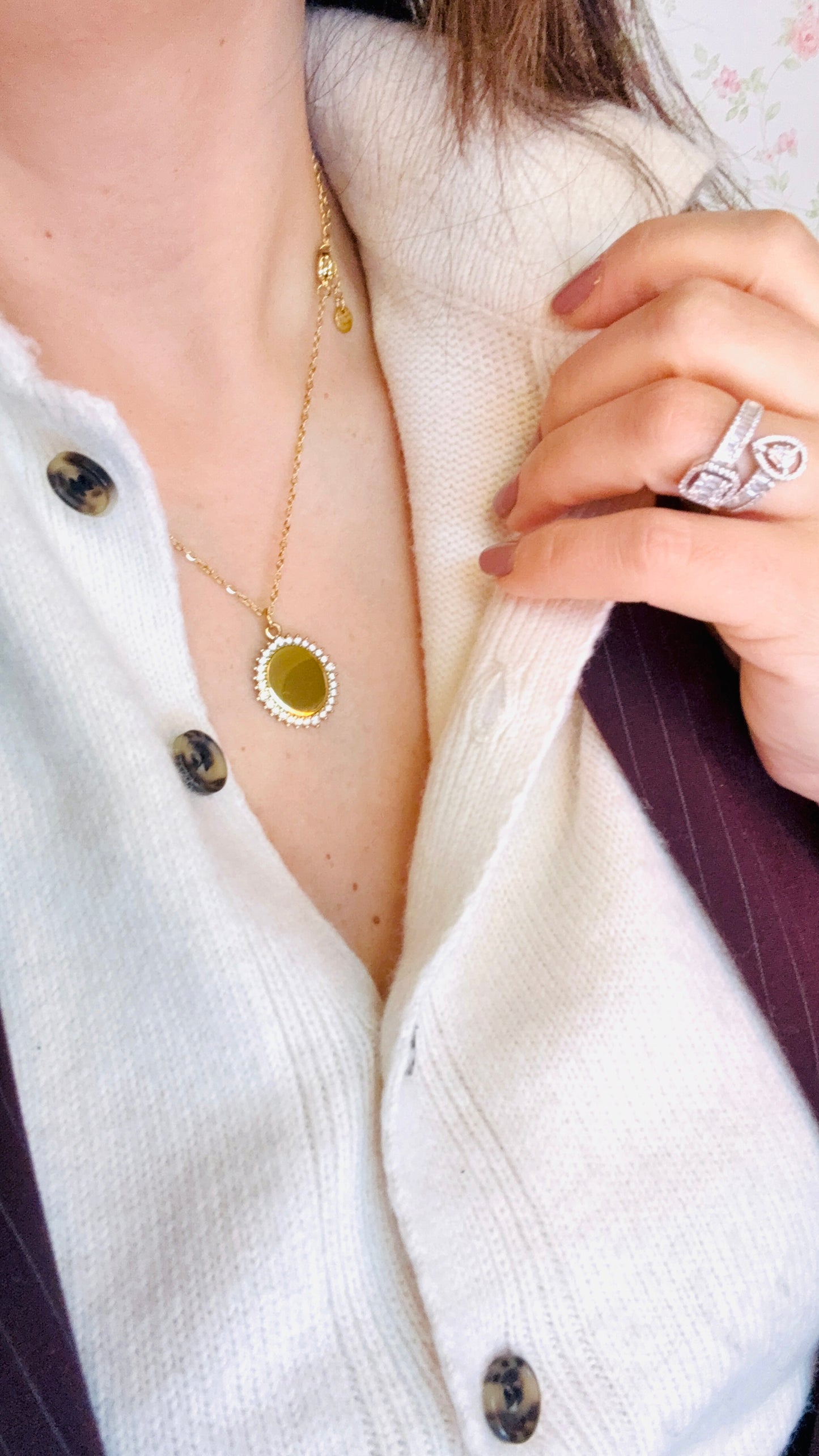 COLLANA CON PENDOLO OVALE PERSONALIZZABILE