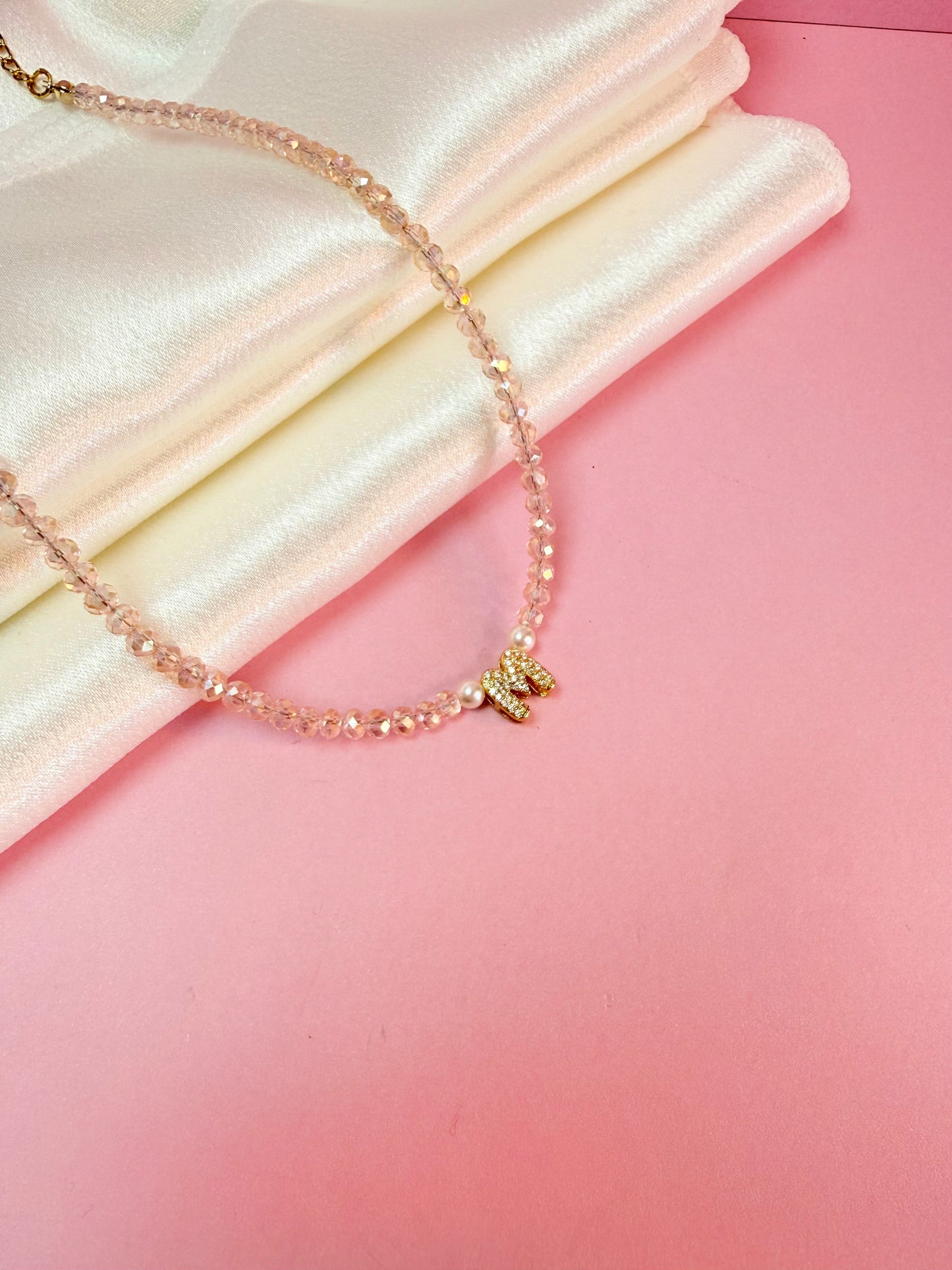 Collana Kora con lettera bubble