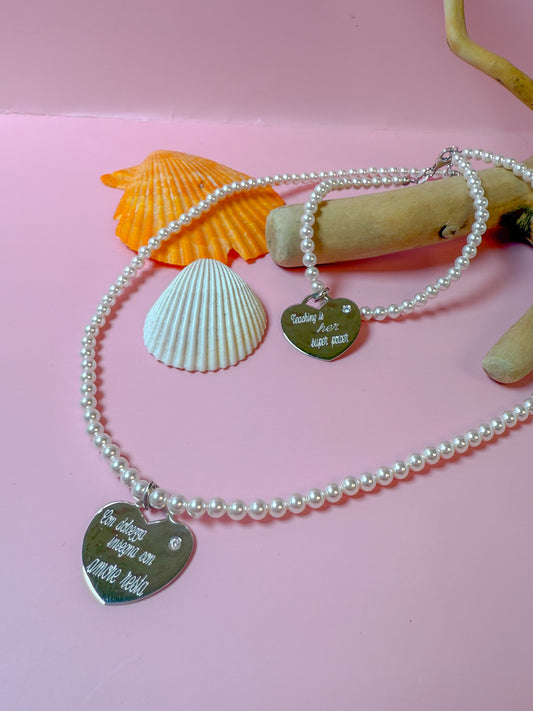 COLLANA DI PERLE CON MEDAGLINA PERSONALIZZATA