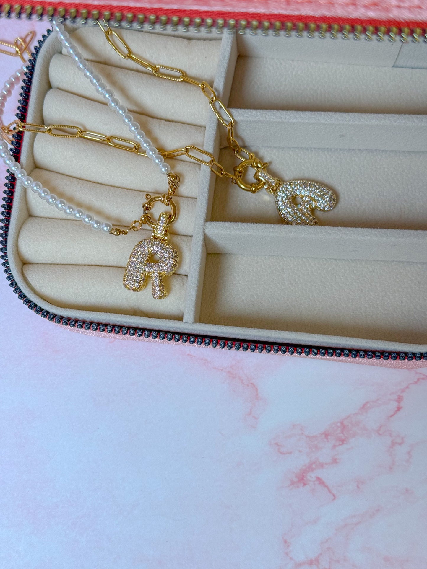COLLANA LETTERA BUBBLE ZIRCONATA